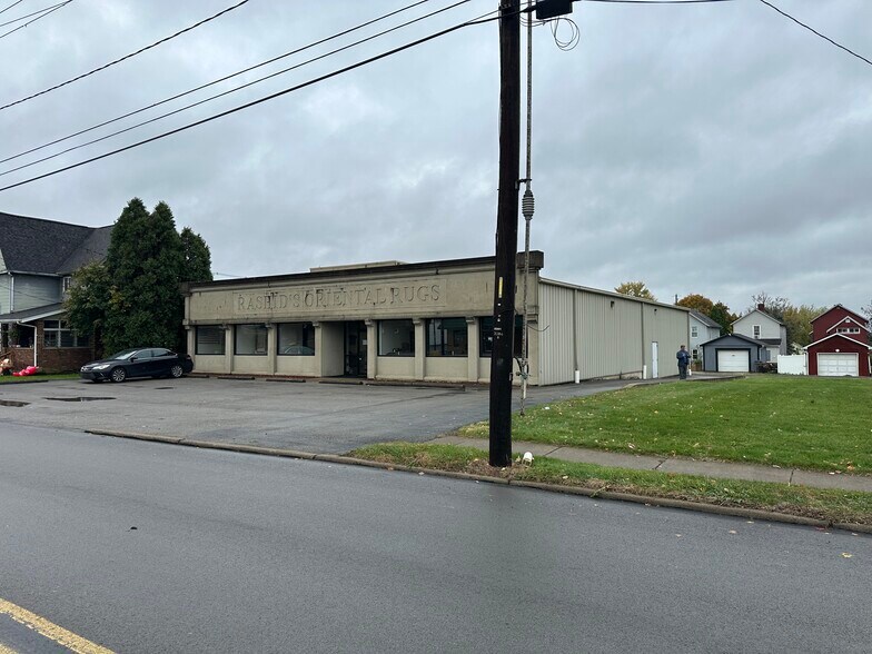 1236 E Washington St, New Castle, PA à vendre - Photo principale – Image 1 sur 34