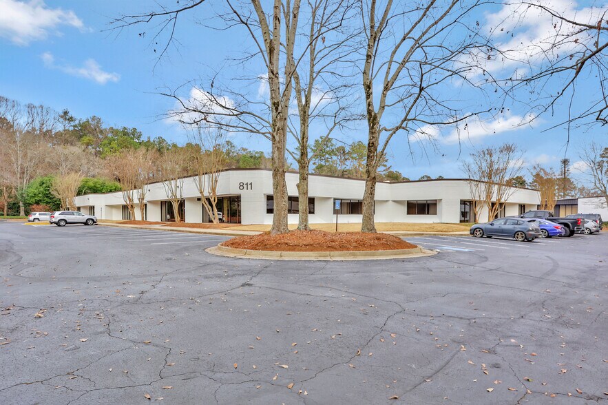 810 Franklin Ct SE, Marietta, GA à louer - Photo de l’immeuble – Image 2 sur 9