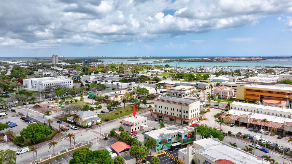 129 N 5th St, Fort Pierce, FL à vendre - Photo de l’immeuble – Image 2 sur 70