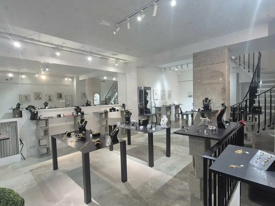 Local commercial dans Paris à louer Photo intérieure– Image 1 sur 11