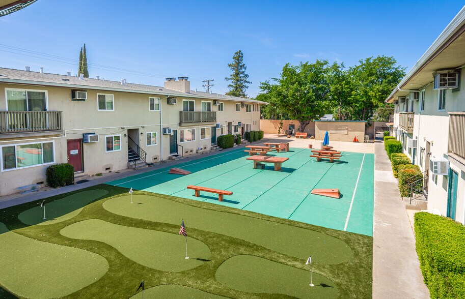 4743 Marconi Ave, Carmichael, CA à vendre - Photo de l’immeuble – Image 3 sur 6