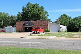 Plus de détails pour 1817 Linwood Blvd, Oklahoma City, OK - Industriel/Logistique à louer