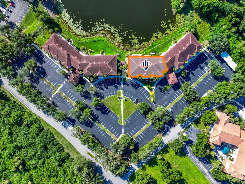 842 Sunset Lake Blvd, Venice, FL à vendre - Photo de l’immeuble – Image 3 sur 18