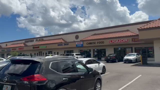 5750-5784 Okeechobee Blvd, West Palm Beach, FL à louer - Vidéo sur l’annonce professionnelle – Image 2 sur 18