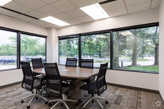 2333 Waukegan Rd, Bannockburn, IL à louer Photo intérieure– Image 2 sur 4