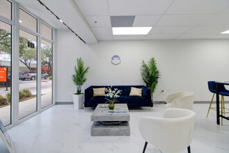 304 N Krome Ave, Homestead, FL à louer Photo intérieure– Image 2 sur 9