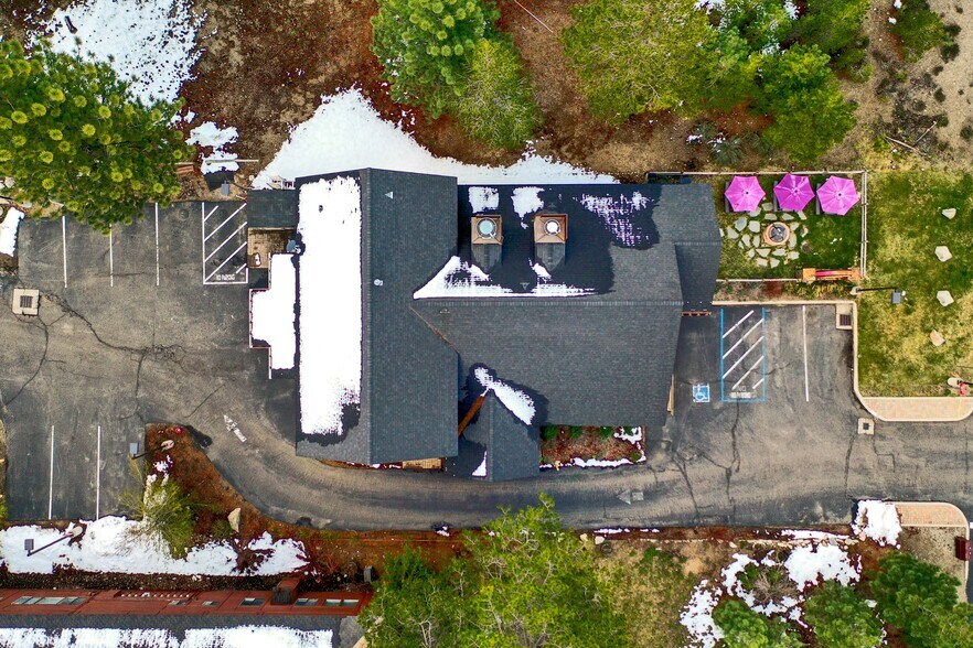 3160 Highway 50, South Lake Tahoe, CA à vendre - Photo de l’immeuble – Image 2 sur 33