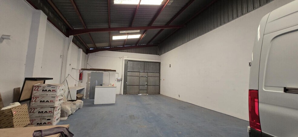 Industriel/Logistique dans Llíria, Valencia à vendre - Photo intérieure – Image 3 sur 11