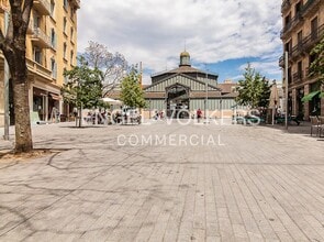 Local commercial dans Barcelone, Barcelona à louer Autre– Image 1 sur 6