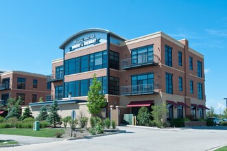 2380 Esplanade Dr, Algonquin, IL à louer Photo de l’immeuble– Image 1 sur 8