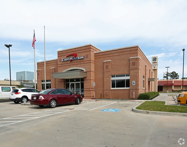 111-191 Greens Rd, Houston, TX à louer - Photo de l’immeuble – Image 1 sur 5