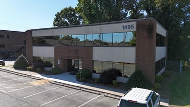 1540 Westbrook Plaza Dr, Winston-Salem, NC à louer Photo intérieure– Image 1 sur 3