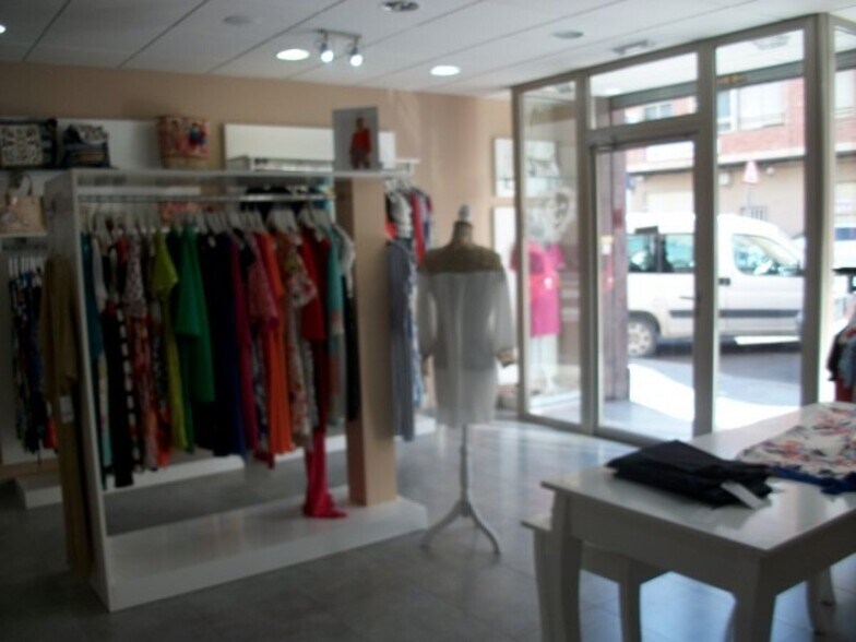 Local commercial dans Novelda à vendre - Photo intérieure – Image 1 sur 7