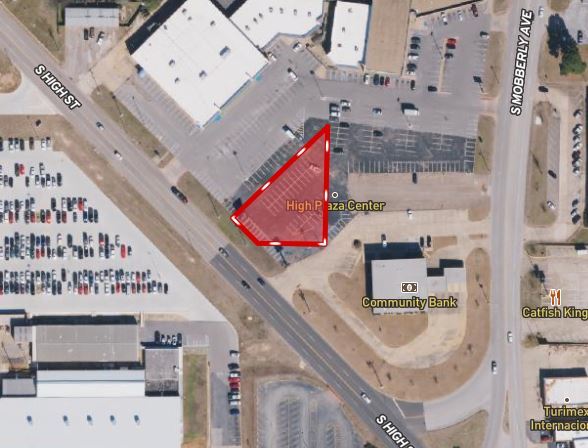 2430 S High St, Longview, TX à louer Photo principale– Image 1 sur 3