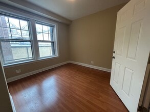 715-725 Elm St, Winnetka, IL à louer Photo intérieure– Image 1 sur 3