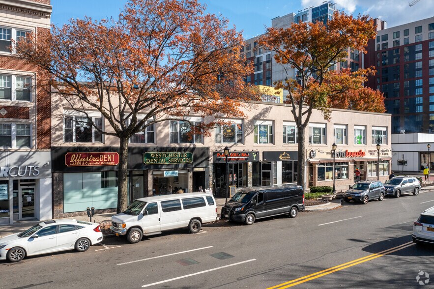 43-61 Mamaroneck Ave, White Plains, NY à louer - Photo de l’immeuble – Image 3 sur 13