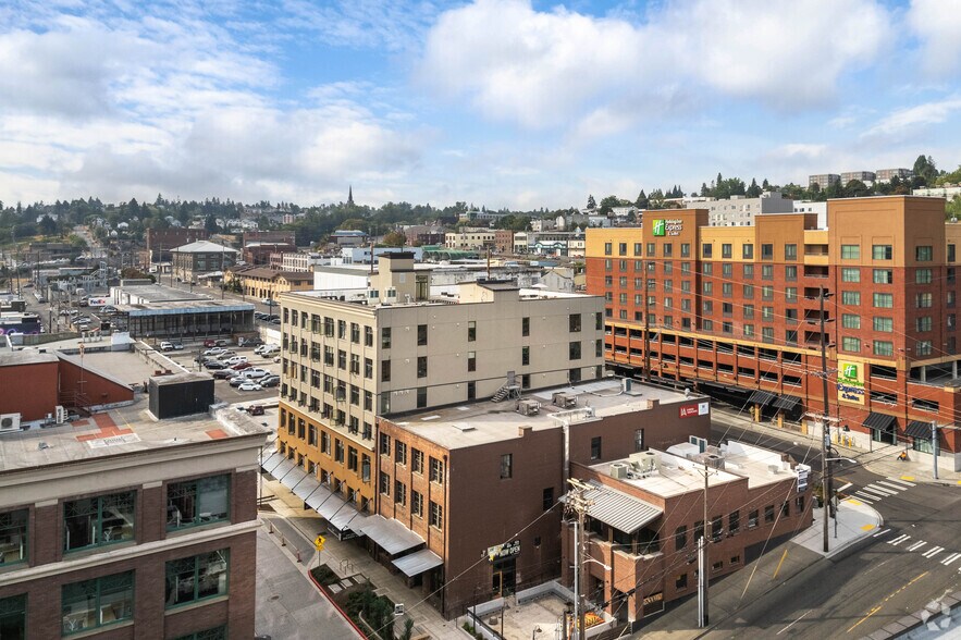 2122 Commerce St, Tacoma, WA à louer - Aérien – Image 2 sur 8