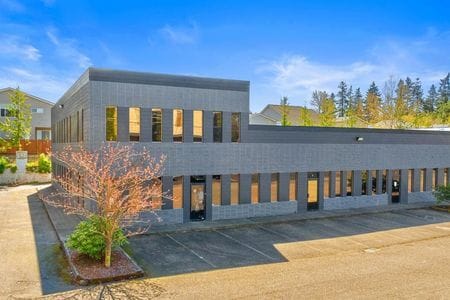 22410 70th Ave W, Mountlake Terrace, WA à louer Photo de l’immeuble– Image 1 sur 9
