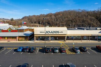 509-665 Clairton Blvd, Pittsburgh, PA à louer Photo de l’immeuble– Image 1 sur 1
