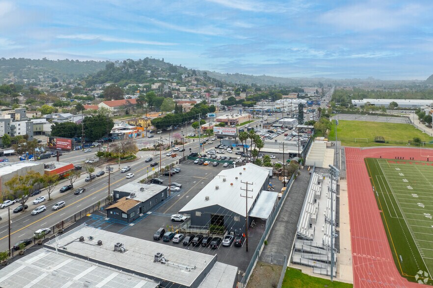 2316 N San Fernando Rd, Los Angeles, CA à louer - Aérien – Image 2 sur 6