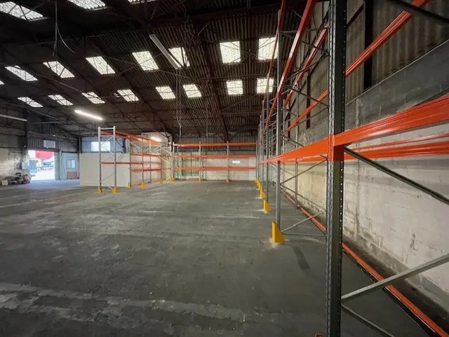 Industriel/Logistique dans La Trinité à louer - Photo intérieure – Image 3 sur 6