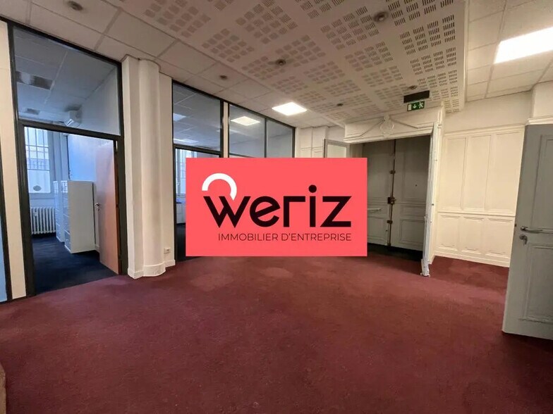 Bureau dans Marseille à vendre - Photo de l’immeuble – Image 3 sur 11