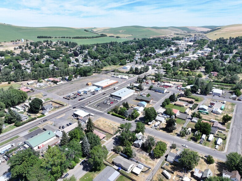 221 W Main St, Dayton, WA à vendre - Photo de l’immeuble – Image 3 sur 4