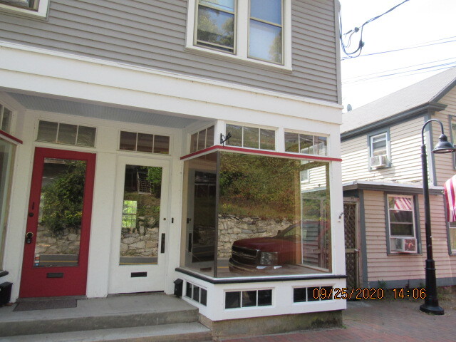 124 Main St, Deep River, CT à louer - Photo de l’immeuble – Image 2 sur 12