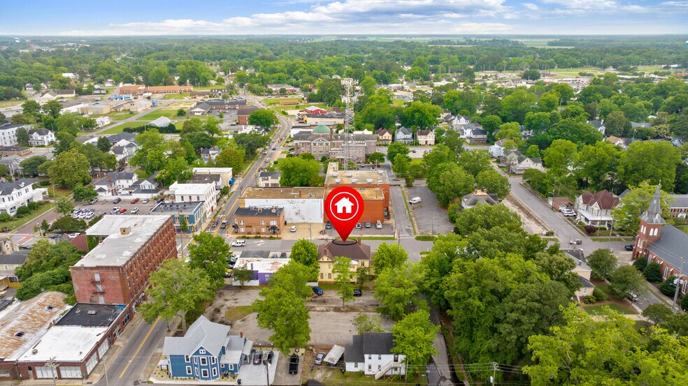 104 W Main St, Elizabeth City, NC à vendre - Photo de l’immeuble – Image 3 sur 50