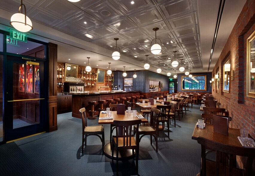 409 Beaver St, Sewickley, PA à vendre - Photo de l’immeuble – Image 3 sur 12