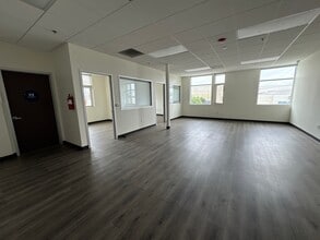 1411 S Garfield Ave, Alhambra, CA à louer Photo intérieure– Image 1 sur 2