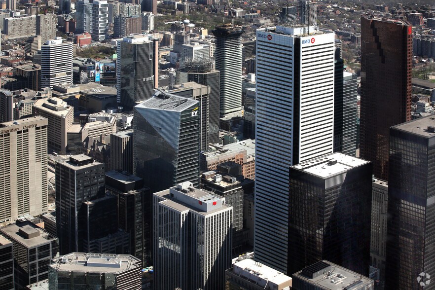 77 King St W, Toronto, ON à louer - Photo de l’immeuble – Image 2 sur 10