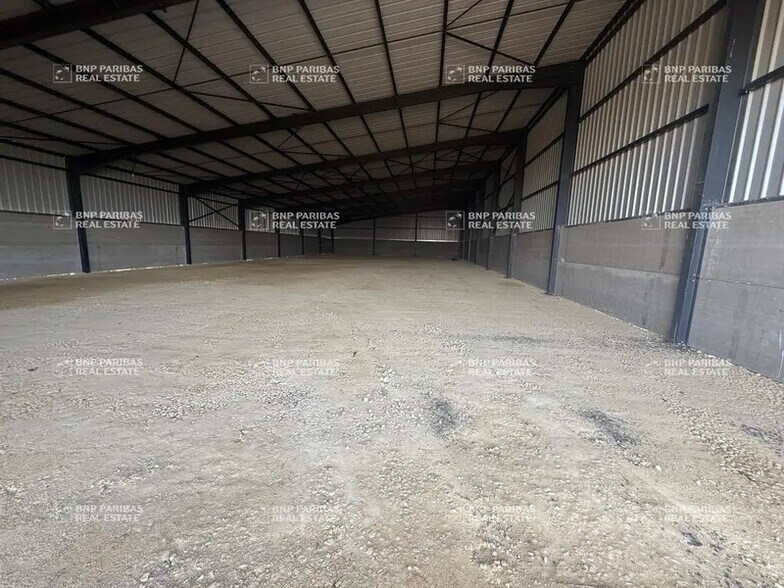 Industriel/Logistique dans Jarny à vendre - Photo de l’immeuble – Image 2 sur 8