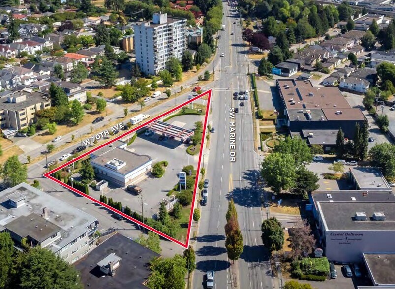 709 Marine Dr SW, Vancouver, BC à vendre - Aérien – Image 2 sur 2
