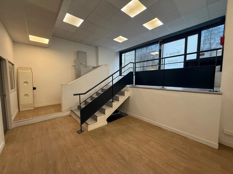 Bureau dans Marseille à louer - Photo intérieure – Image 2 sur 6