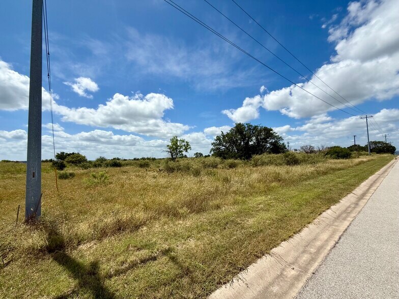 TBD Innovation Loop, Marble Falls, TX à vendre - Photo de l’immeuble – Image 2 sur 5
