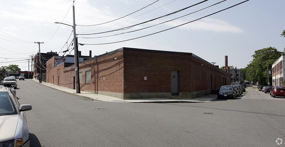 24 Denby Rd, Allston, MA à louer - Photo de l’immeuble – Image 2 sur 14