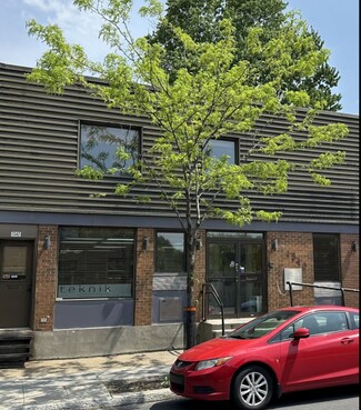 Plus de détails pour 1340-1342 Rue Sauvé E, Montréal, QC - Local commercial à vendre