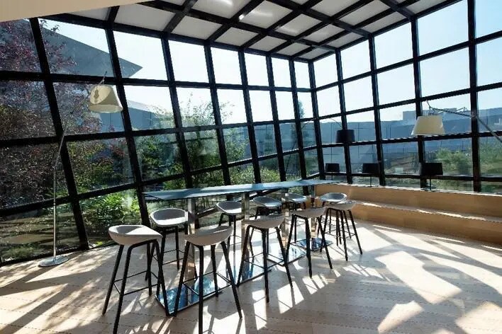 Bureau dans Puteaux à louer - Photo de l’immeuble – Image 3 sur 32