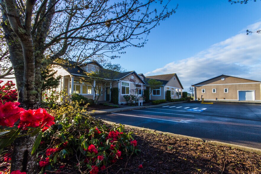 955 Malin Ln SW, Tumwater, WA à louer - Photo de l’immeuble – Image 2 sur 12