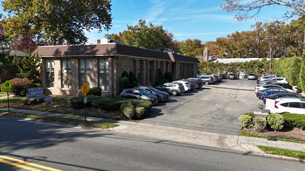 25-15 Fair Lawn Ave, Fair Lawn, NJ à vendre - Photo de l’immeuble – Image 3 sur 4