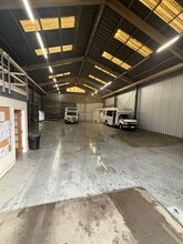 1071 Maxwell Dr, Santa Rosa, CA à louer Photo intérieure– Image 2 sur 7