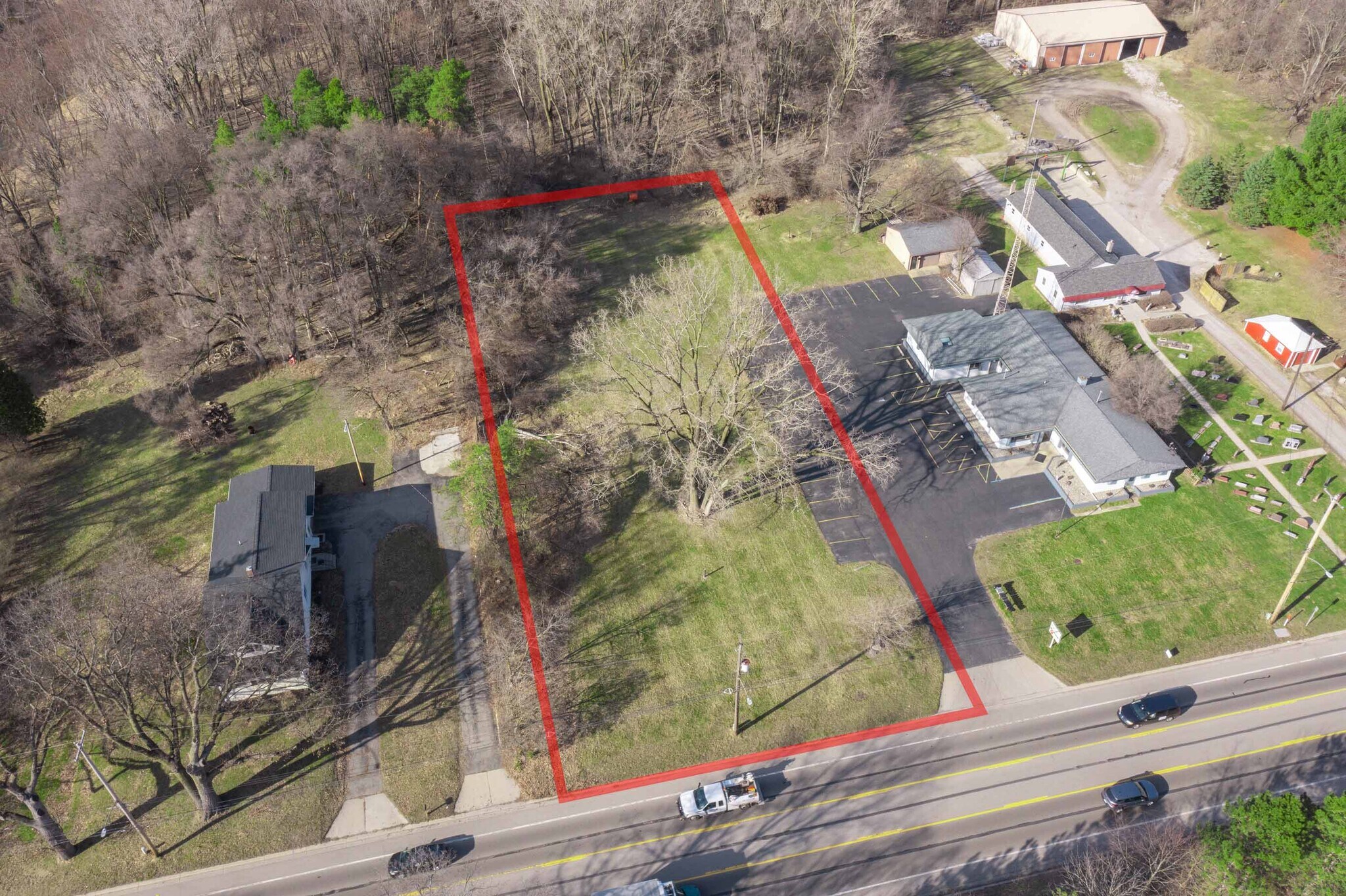 2427 E Mount Hope Ave, Lansing, MI à vendre Photo principale– Image 1 sur 9