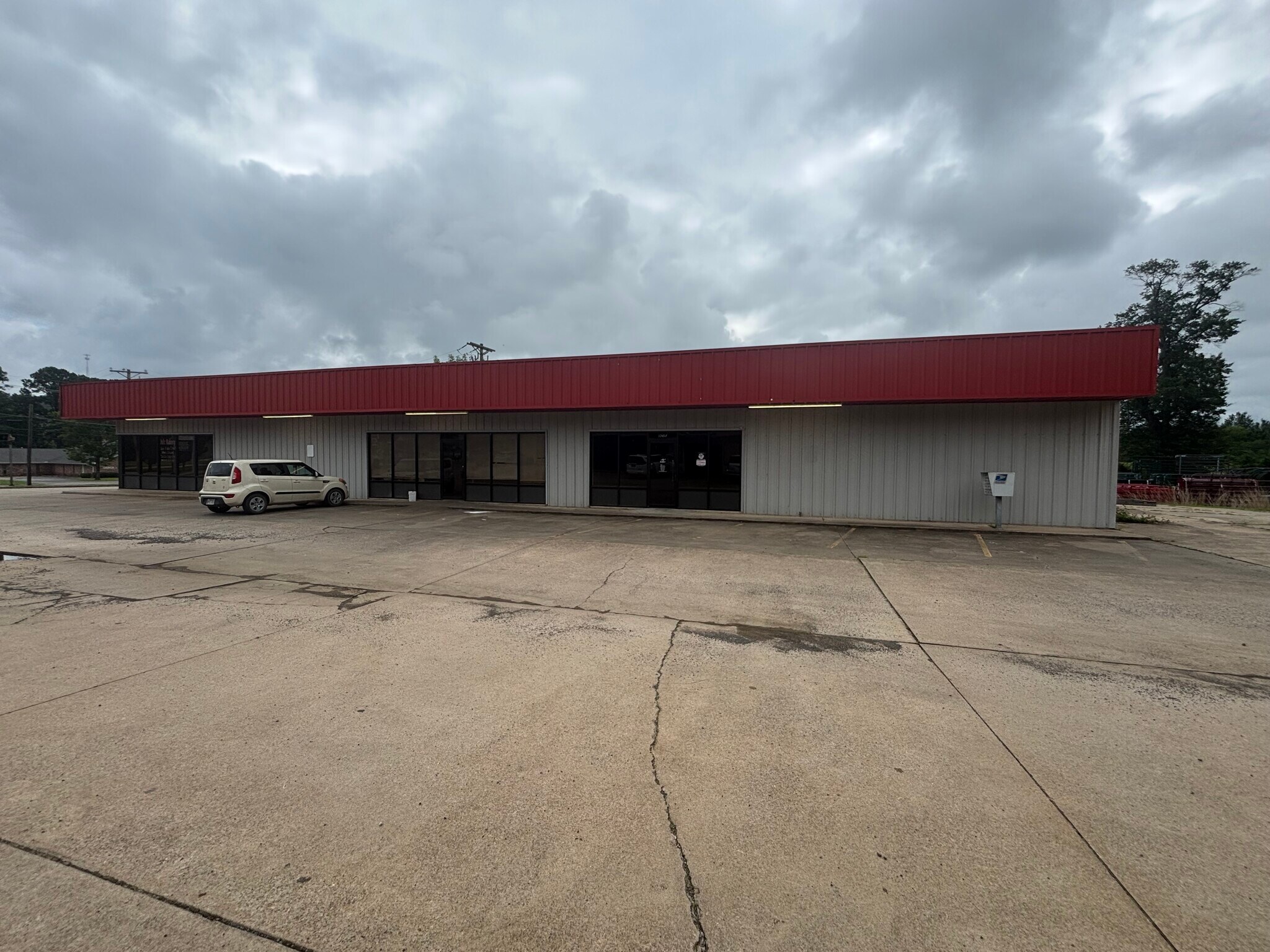 1245A W Center St, Greenwood, AR à louer Photo principale– Image 1 sur 10