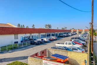 23517 S Main St, Carson, CA à louer Photo de l’immeuble– Image 2 sur 10