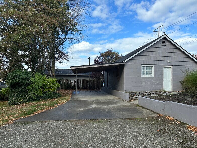 3010 Bethel Rd SE, Port Orchard, WA à louer - Photo de l’immeuble – Image 3 sur 8