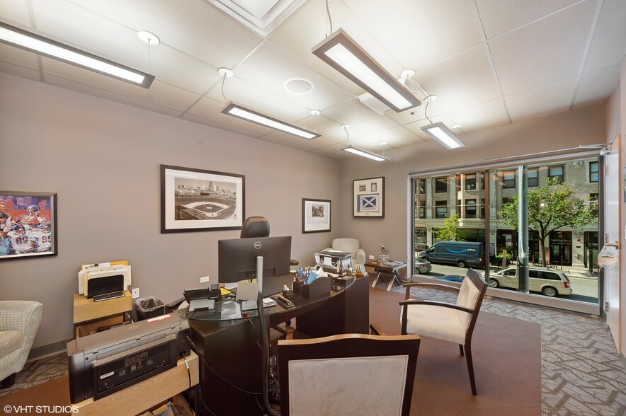 105 W Chicago Ave, Chicago, IL à louer - Photo intérieure – Image 3 sur 7
