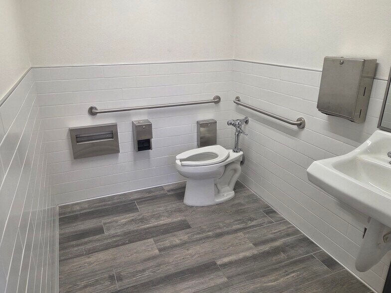 1207 W Jon St, Torrance, CA à louer - Photo intérieure – Image 3 sur 5