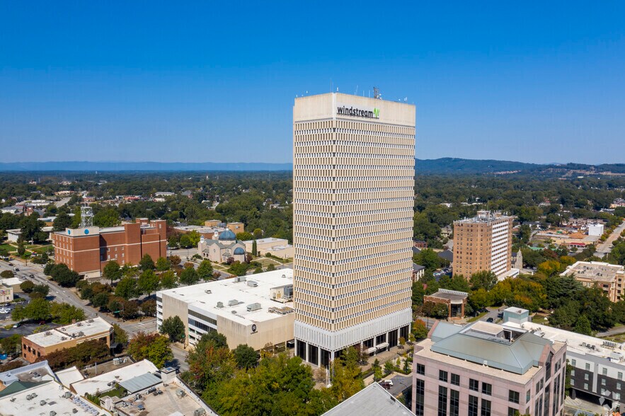 301 N Main St, Greenville, SC à louer - Photo de l’immeuble – Image 3 sur 8