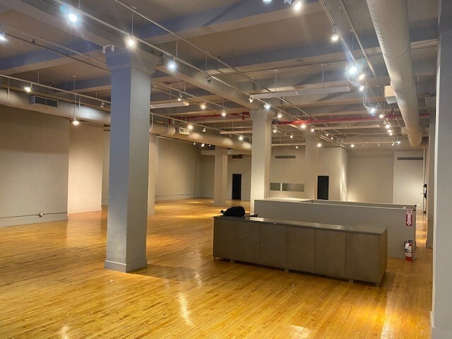 159 W 25th St, New York, NY à louer Photo intérieure– Image 1 sur 2